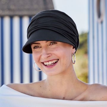 SOLANA SUN CAP BLACK