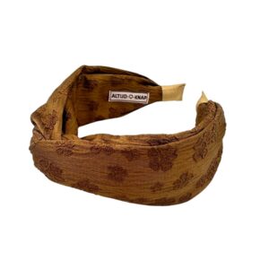 Diadeem Breed Luxurious Flowers Caramelbrown