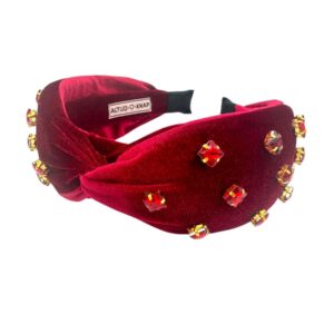 Diadeem Velvet Red Stunning Studs